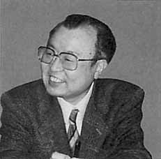 江沢 洋 氏